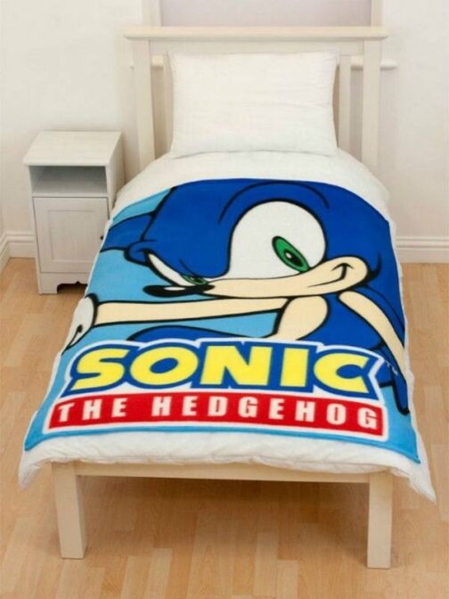 Plaid in Pile Sonic The Hedgehog