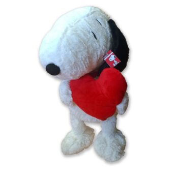 Peluche di Snoopy con tenero cuore